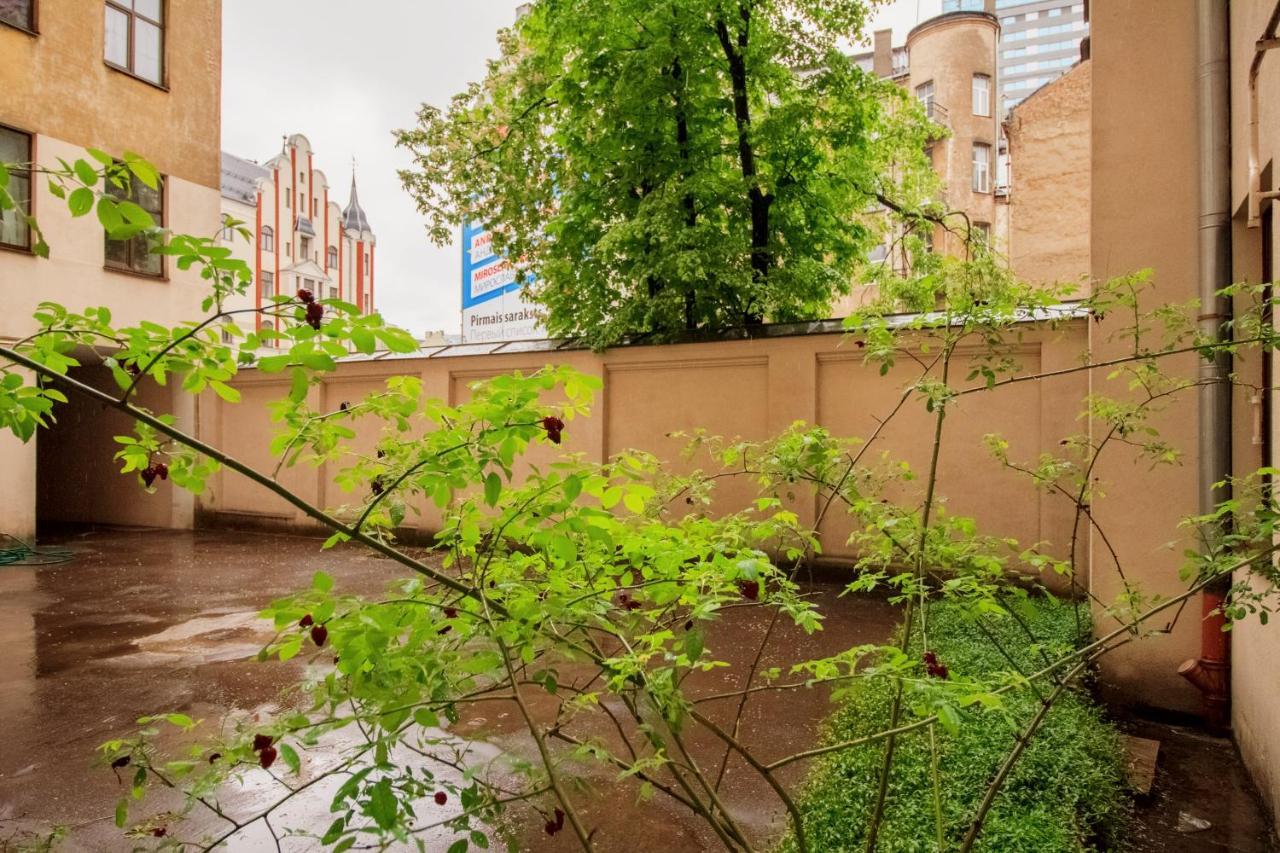 Brivibas House Design Apartments In City Center 里加 外观 照片