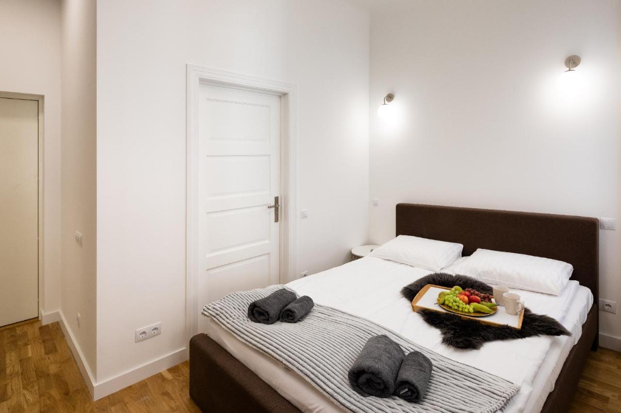 Brivibas House Design Apartments In City Center 里加 外观 照片