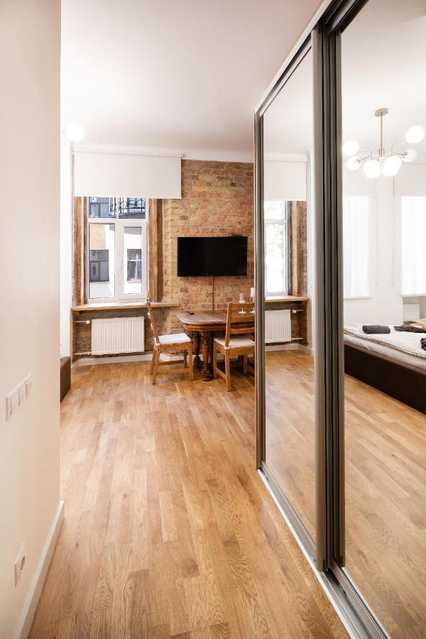 Brivibas House Design Apartments In City Center 里加 外观 照片
