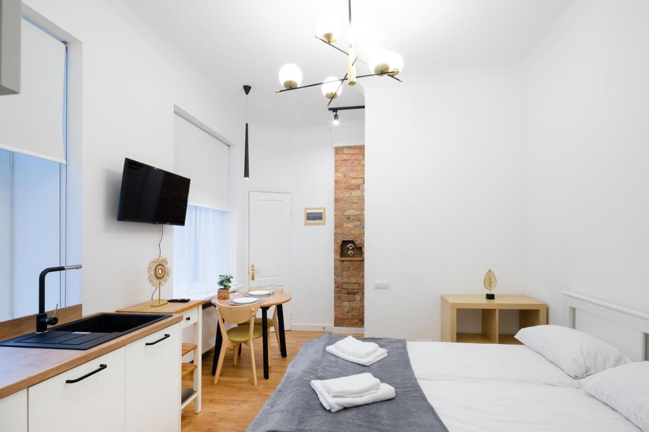 Brivibas House Design Apartments In City Center 里加 外观 照片