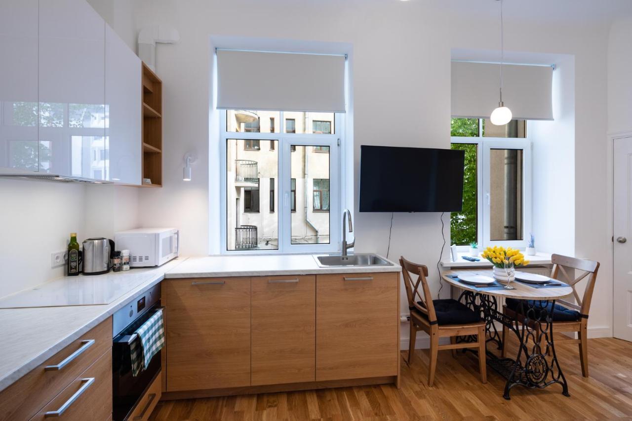 Brivibas House Design Apartments In City Center 里加 外观 照片